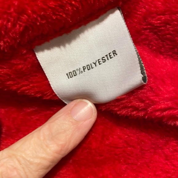 Fleece Scarf with Pockets (LE) - Picture 13 of 16